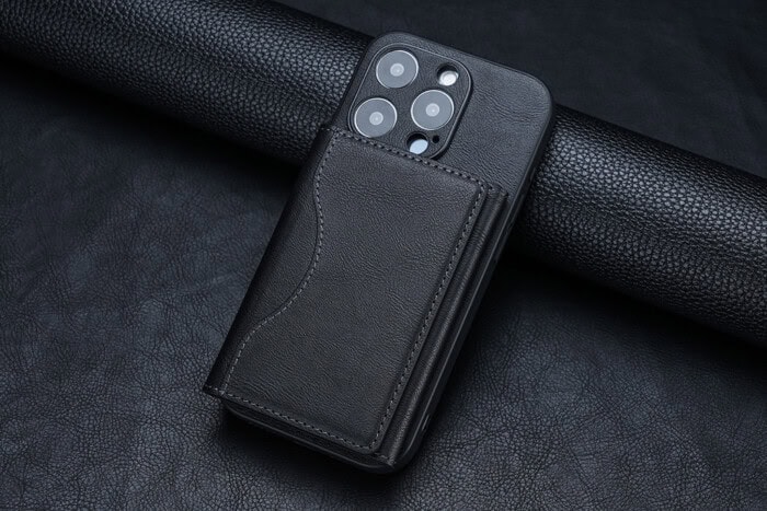 MagSafe Wallet With Stand
