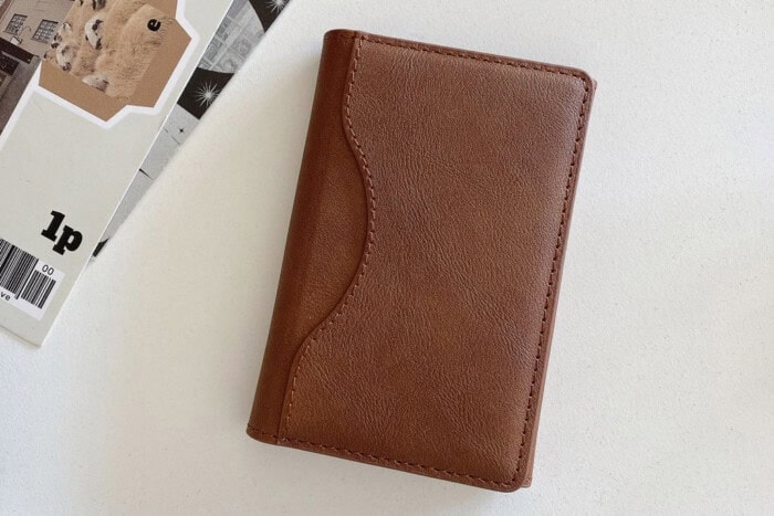 MagSafe Wallet With Stand