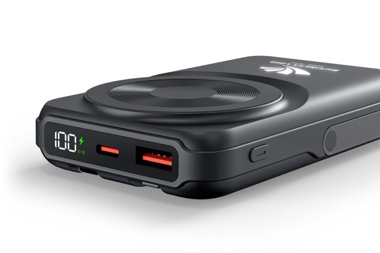 10,000 mAh MagSafe Power Bank with Kickstand & Watch Charging