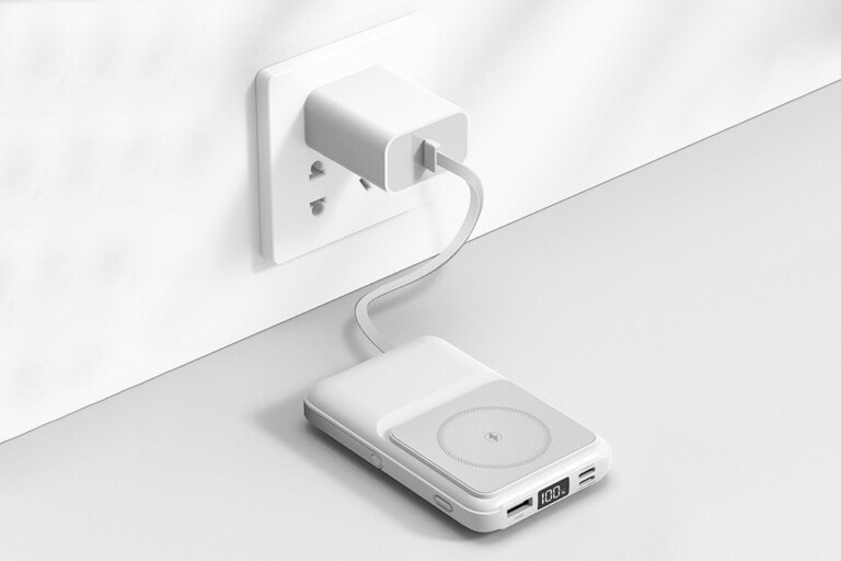 Slim, Lightweight & Flight-Friendly