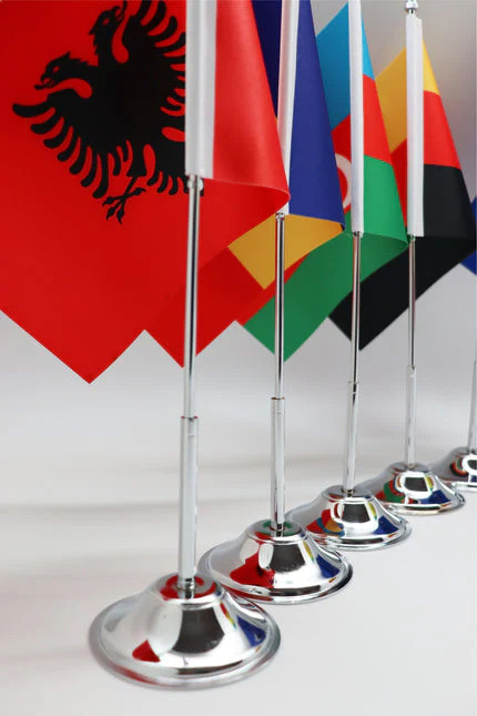 Rust-Resistant Chrome Stands in Gold & Silver