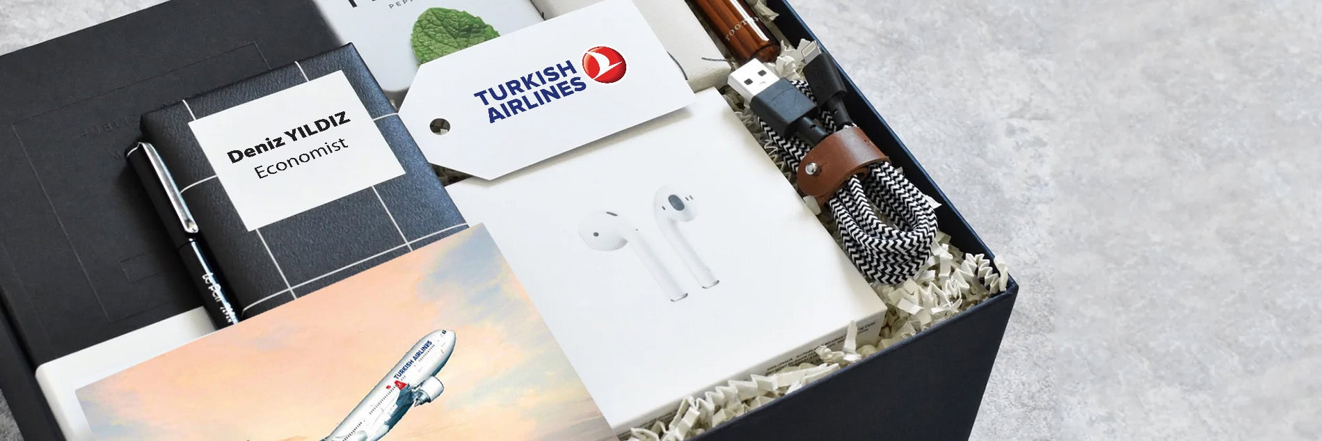 Corporate Gifting Guide: Best Branded Onboarding Gifts for New Hires